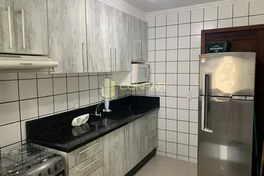 Apartamento para alugar - 130m&sup2; - Centro