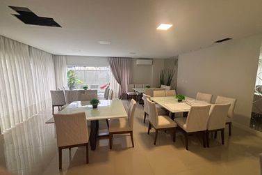 Apartamento &agrave; venda - 95m&sup2; - Meia Praia