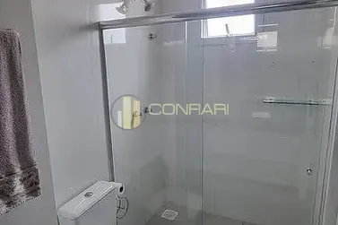 Apartamento &agrave; venda - 120m&sup2; - Meia Praia