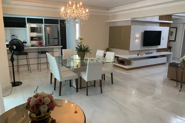 Apartamento para alugar - 90m&sup2; - Meia Praia