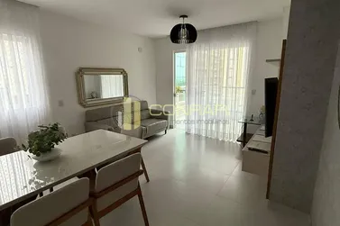 Apartamento &agrave; venda - 98m&sup2; - Centro