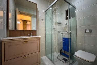 Apartamento &agrave; venda - 96m&sup2; - Centro