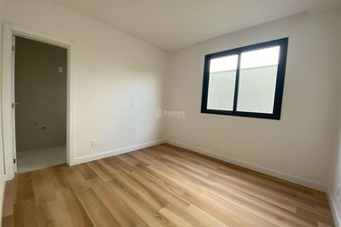 Casa &agrave; venda - 200m&sup2; - 