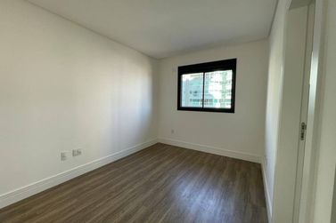 Apartamento &agrave; venda - Meia Praia