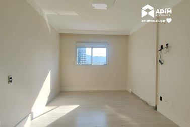 Apartamento para alugar - 114m&sup2; - Centro
