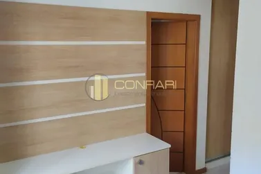 Apartamento &agrave; venda - 95m&sup2; - Meia Praia