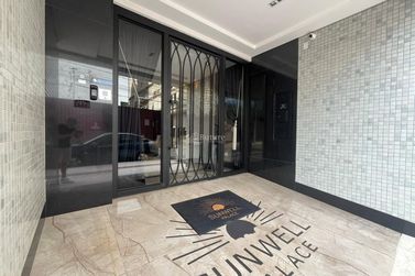 Apartamento &agrave; venda - 132m&sup2; - Meia Praia