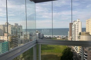 Apartamento &agrave; venda - Meia Praia