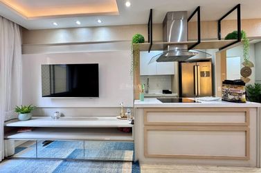 Apartamento &agrave; venda - 81m&sup2; - Centro