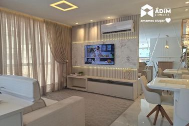 Apartamento para alugar - 145m&sup2; - Meia Praia