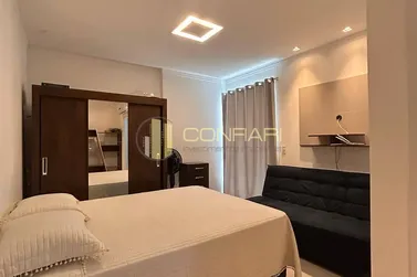 Apartamento &agrave; venda - 167m&sup2; - Meia Praia
