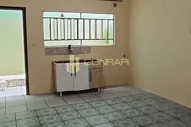 Casa &agrave; venda - 340m&sup2; - Meia Praia
