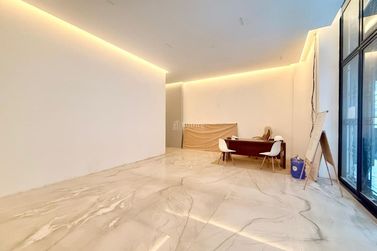 Apartamento &agrave; venda - 190m&sup2; - Meia Praia