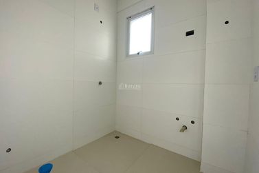 Apartamento &agrave; venda - 240m&sup2; - Meia Praia