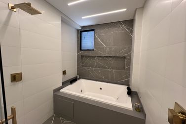 Apartamento &agrave; venda - 206m&sup2; - Meia Praia
