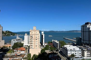 Apartamento &agrave; venda - 53m&sup2; - Centro