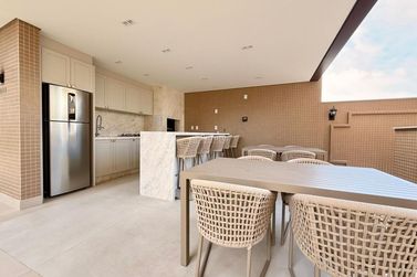 Apartamento &agrave; venda - 93m&sup2; - Centro