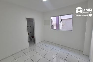 Apartamento para alugar - 103m&sup2; - Centro