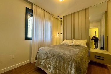 Apartamento &agrave; venda - 127m&sup2; - Meia Praia