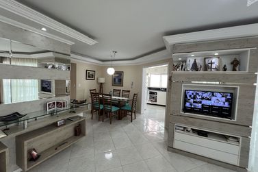Apartamento para temporada - 95m&sup2; - Meia Praia