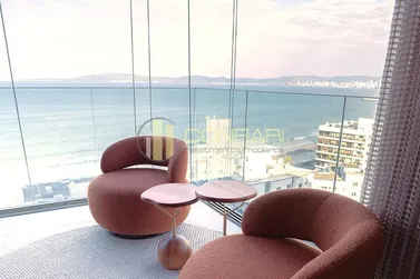 Apartamento &agrave; venda - 150m&sup2; - Centro