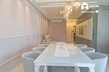 Apartamento para alugar - 127m&sup2; - Meia Praia