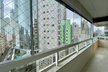 Apartamento para alugar - 120m&sup2; - Centro