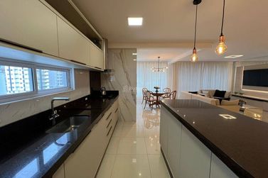 Apartamento para alugar - Meia Praia
