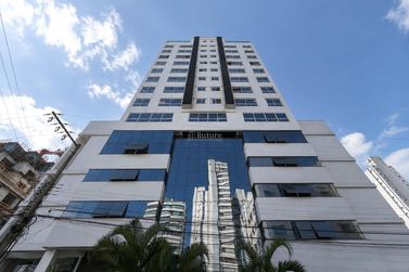 Apartamento &agrave; venda - 97m&sup2; - Pioneiros
