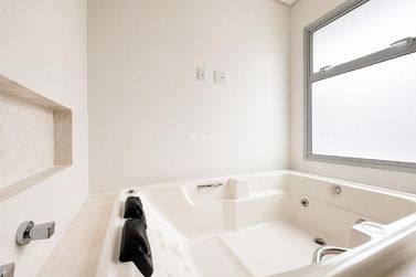Apartamento &agrave; venda - 130m&sup2; - Centro