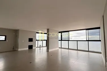 Apartamento &agrave; venda - 198m&sup2; - meia praia