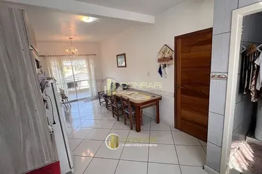 Sobrado &agrave; venda - 80m&sup2; - Morretes