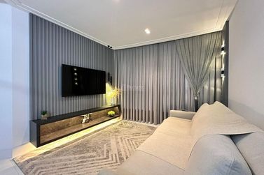 Apartamento &agrave; venda - 129m&sup2; - Meia Praia