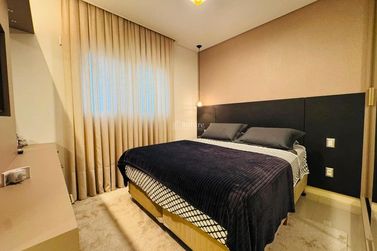 Apartamento &agrave; venda - 137m&sup2; - Centro