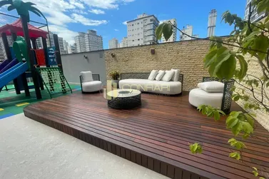 Apartamento &agrave; venda - 133m&sup2; - meia praia