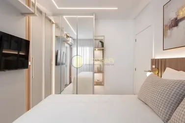 Apartamento &agrave; venda - 114m&sup2; - Meia Praia