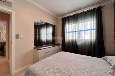 Apartamento &agrave; venda - 194m&sup2; - Meia Praia