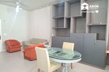 Apartamento para alugar - 135m&sup2; - Meia Praia