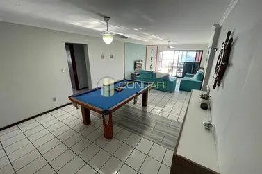 Apartamento &agrave; venda - 260m&sup2; - Meia Praia