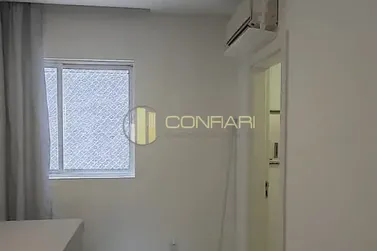Apartamento &agrave; venda - 98m&sup2; - Centro