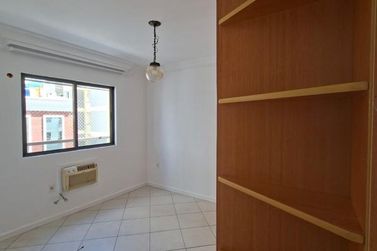 Apartamento para alugar - 124m&sup2; - Centro