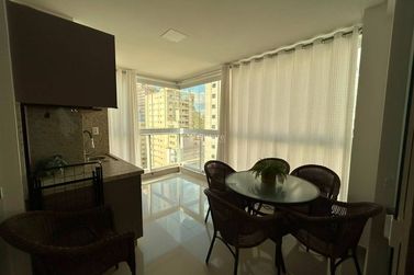 Apartamento &agrave; venda - Meia Praia