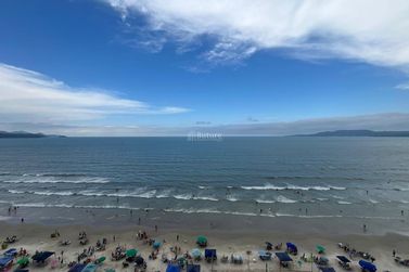 Apartamento &agrave; venda - 193m&sup2; - Meia Praia