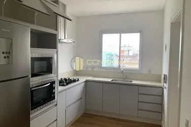 Apartamento para alugar - 182m&sup2; - Meia Praia