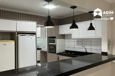 Apartamento para alugar - 140m&sup2; - Meia Praia