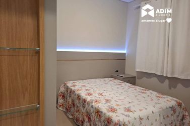 Apartamento para alugar - 123m&sup2; - Meia Praia