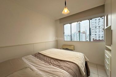 Apartamento &agrave; venda - 165m&sup2; - Centro