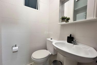 Sala Comercial &agrave; venda - 67m&sup2; - Meia Praia
