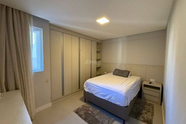 Apartamento &agrave; venda - Meia Praia