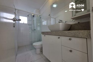 Apartamento para alugar - 93m&sup2; - Centro
